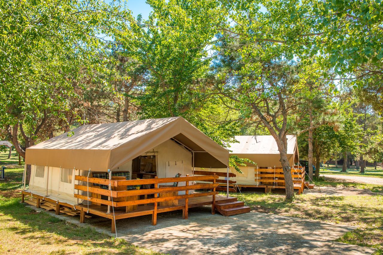 SunFlower Camping Savudrija Exteriör bild